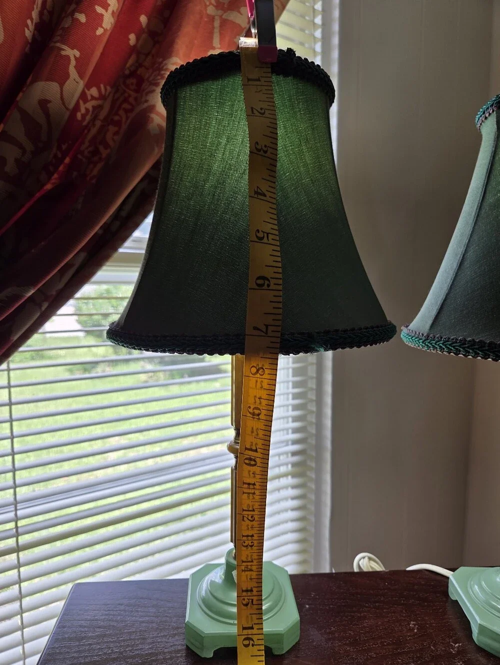 Antique Art Deco 1930's Bakelite And Jadeite Lampa